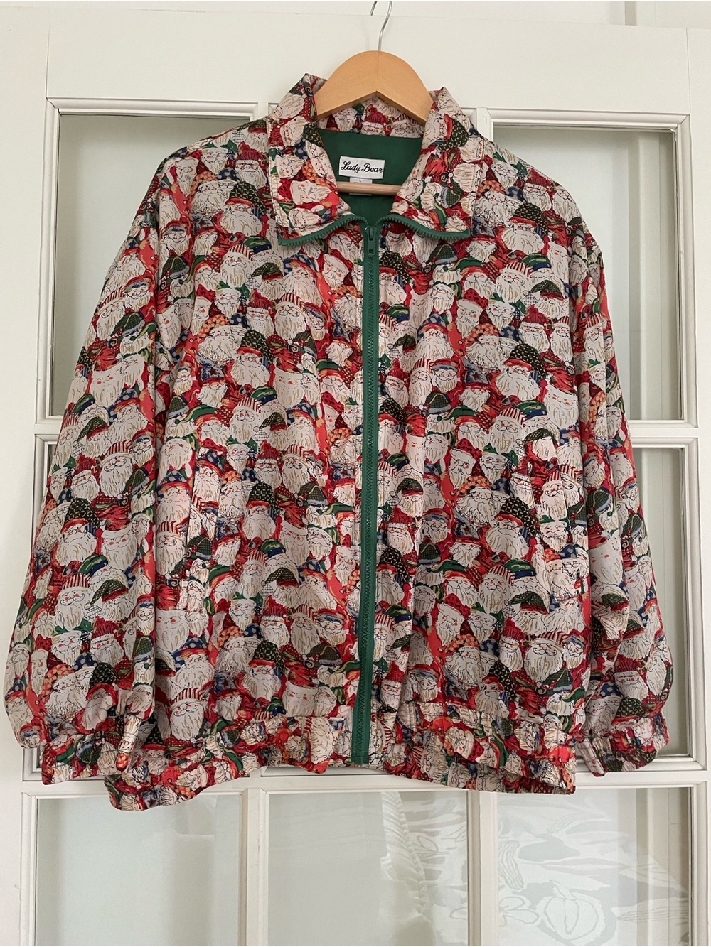 VTG Lady Bear 100% Silk Santa Claus Novelty Holiday Christmas Bomber Jacket L